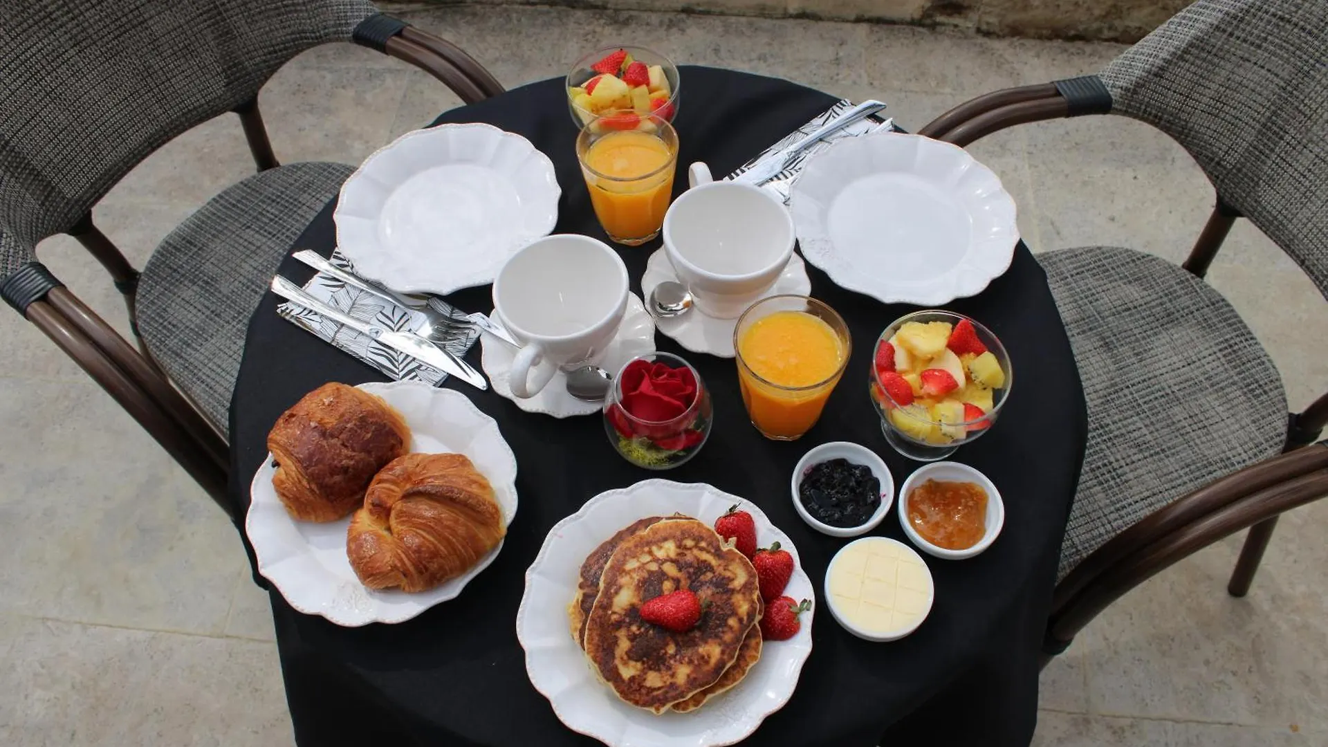 Bed & Breakfast Le Mas Des Fontaines Chateaurenard