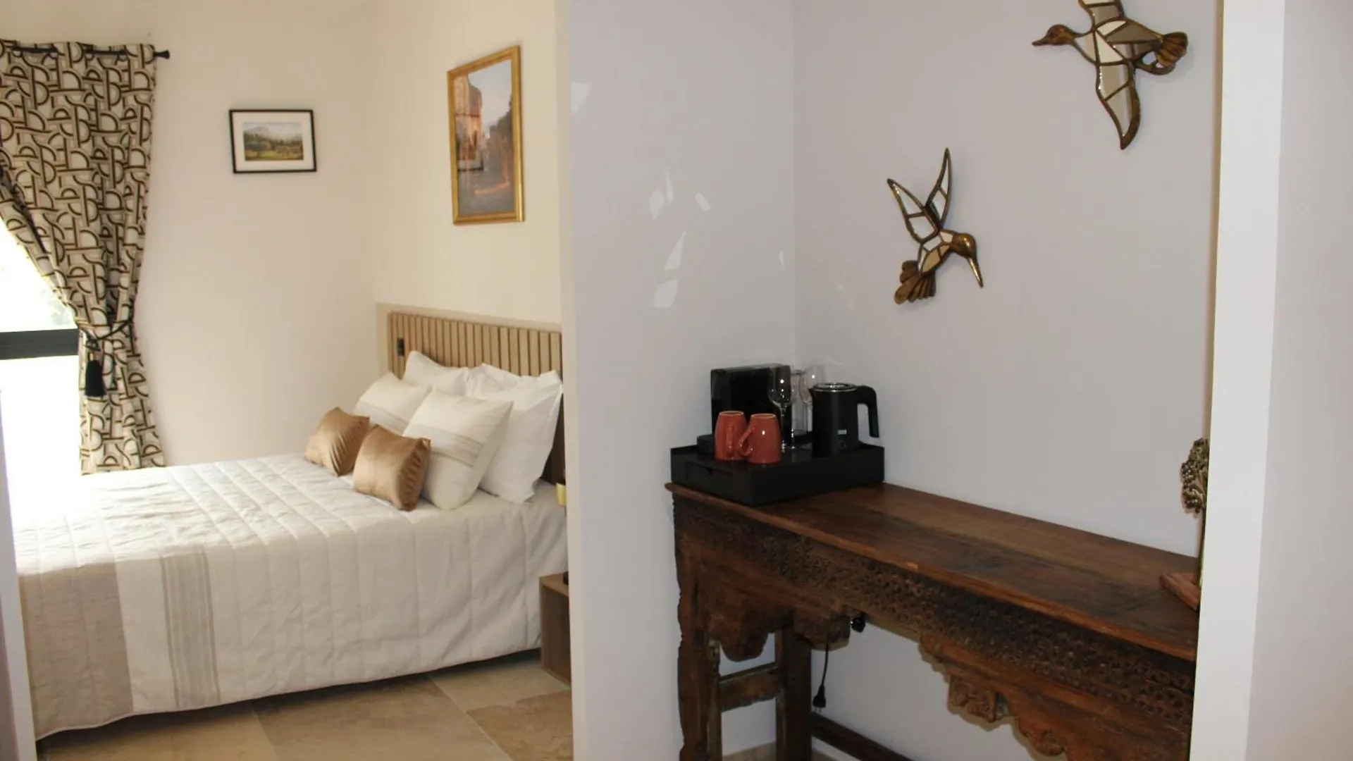 Bed & Breakfast Le Mas Des Fontaines Chateaurenard